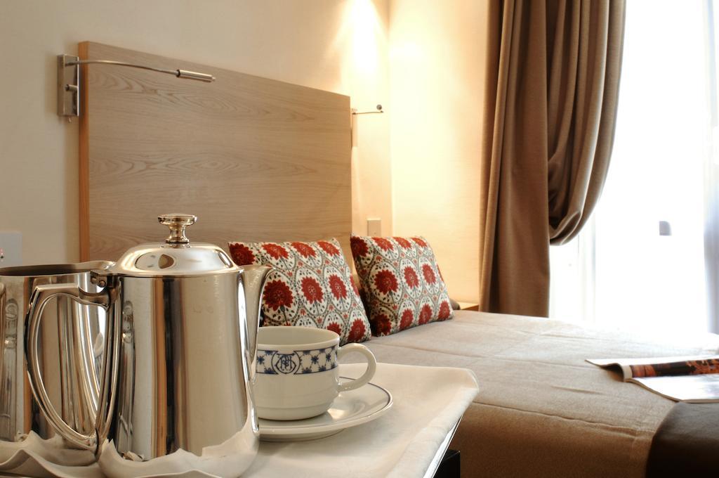 Junior Suite Spa Bath,1498621051:JPEG